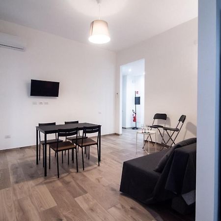 Nizza Apartment In Centro 萨莱诺 外观 照片