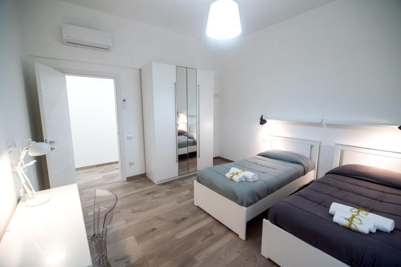 Nizza Apartment In Centro 萨莱诺 外观 照片