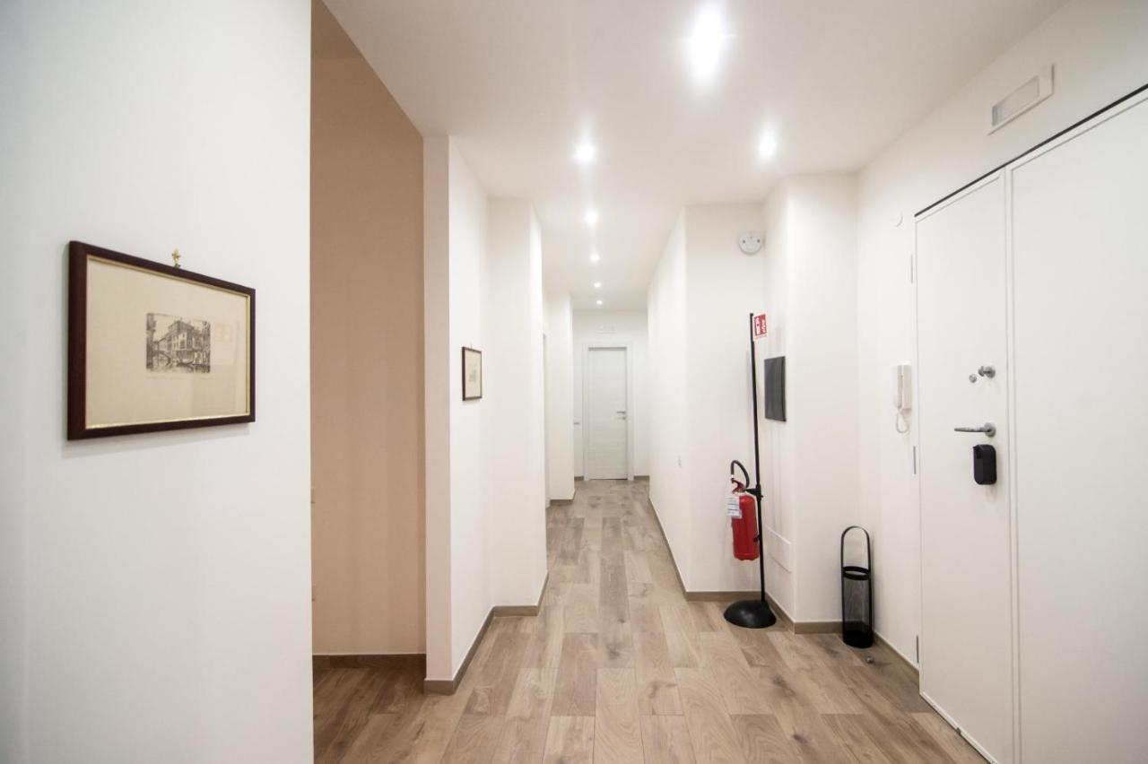 Nizza Apartment In Centro 萨莱诺 外观 照片