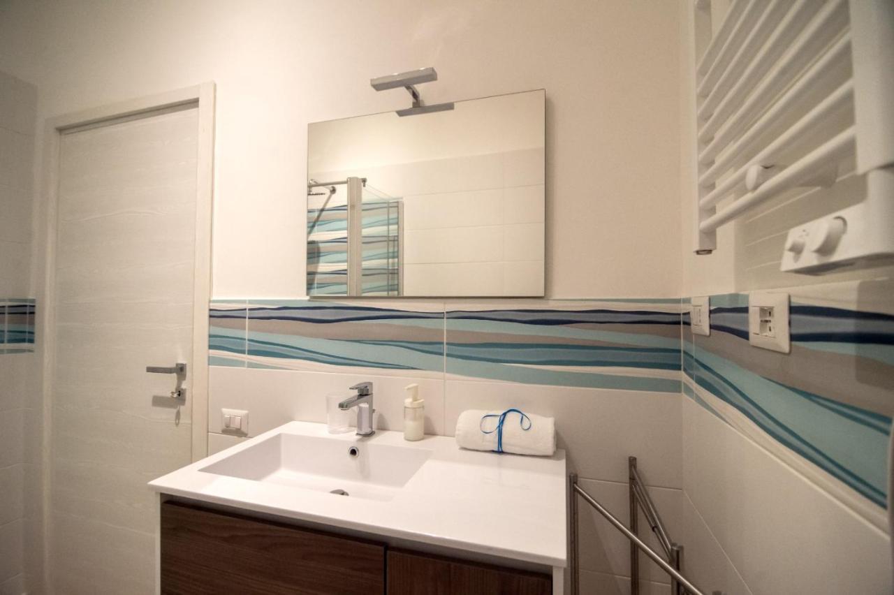 Nizza Apartment In Centro 萨莱诺 外观 照片