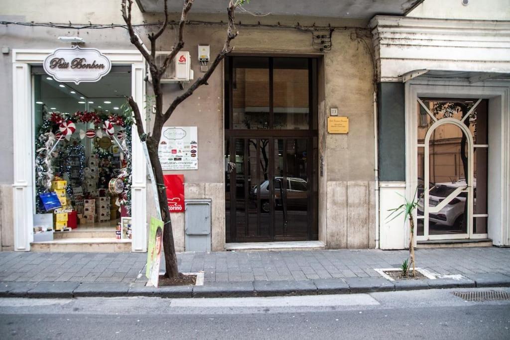 Nizza Apartment In Centro 萨莱诺 外观 照片
